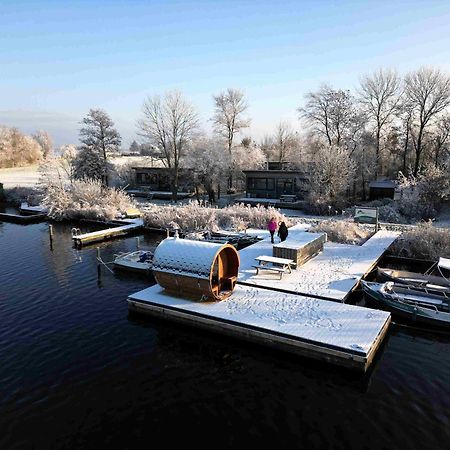 Pean-Buiten Waterlodges Nes  Εξωτερικό φωτογραφία