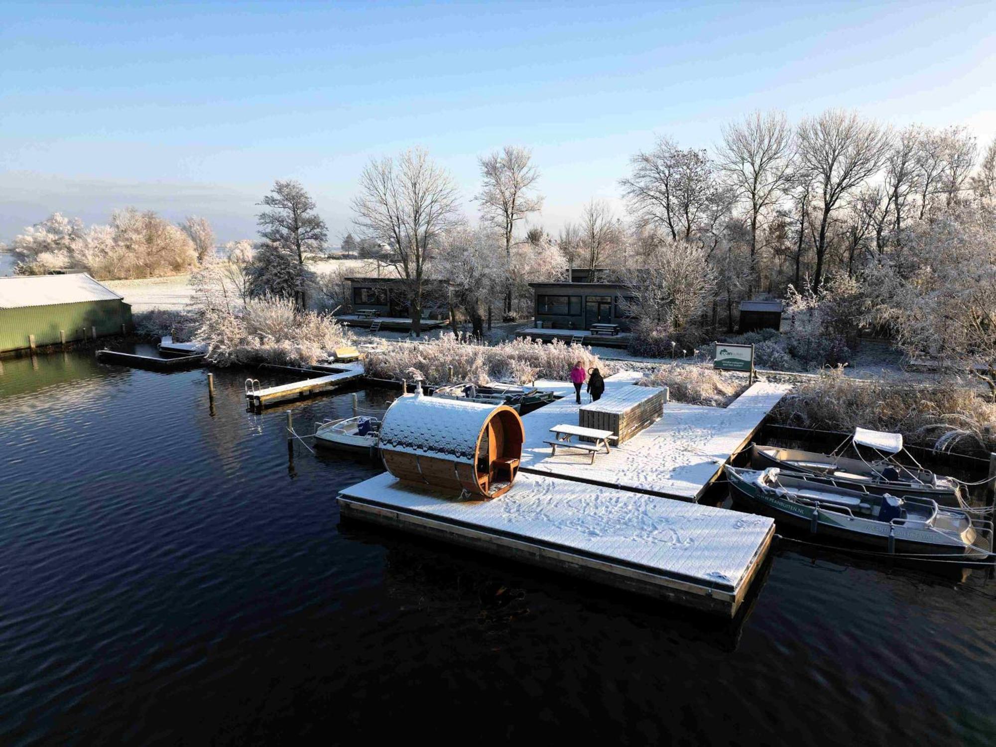 Pean-Buiten Waterlodges Nes  Εξωτερικό φωτογραφία