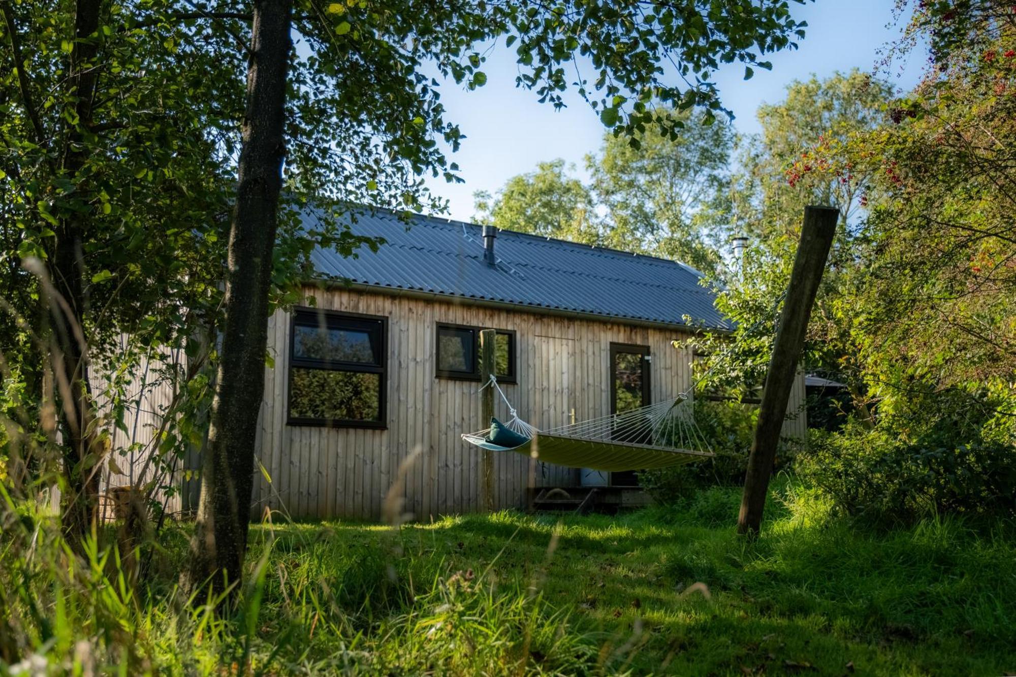 Pean-Buiten Waterlodges Nes  Εξωτερικό φωτογραφία